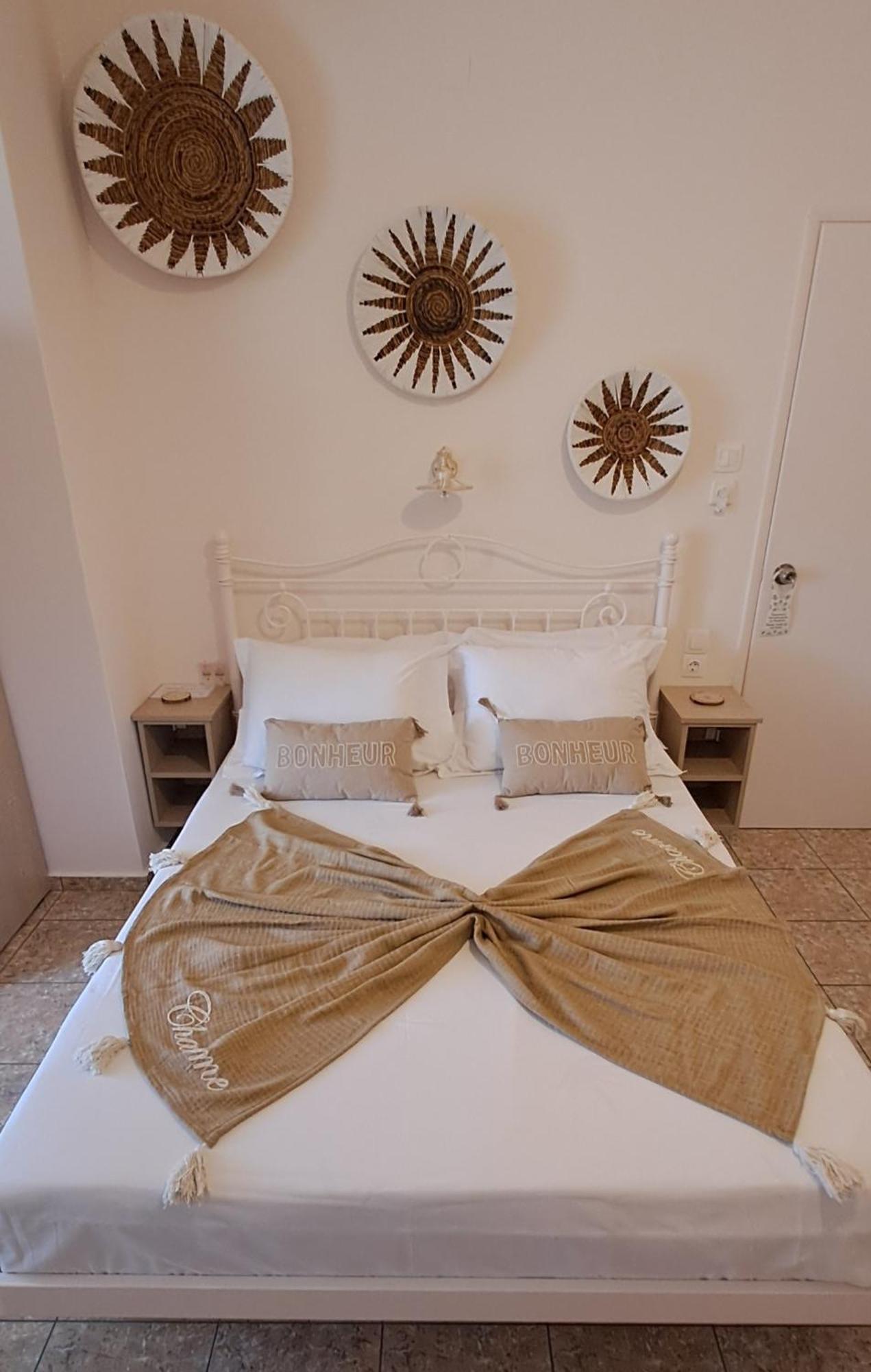 Pension Hara Патитири Экстерьер фото