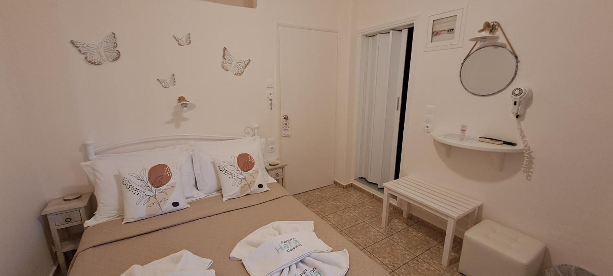 Pension Hara Патитири Экстерьер фото